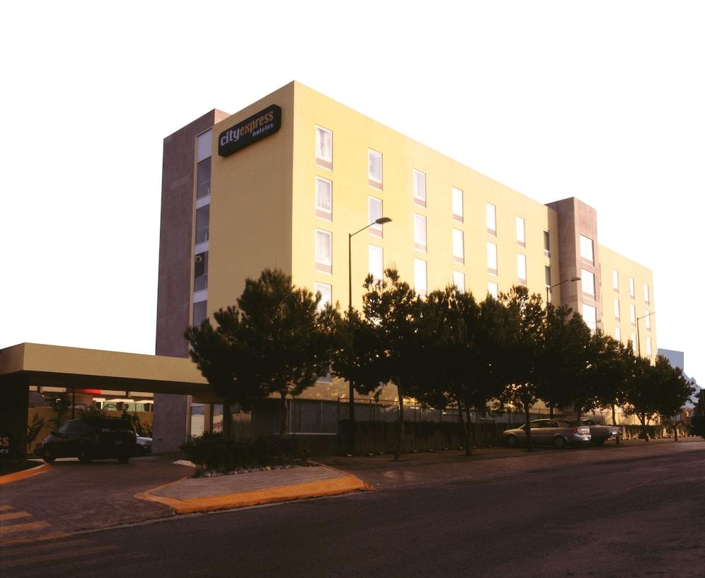 City Express By Marriott Saltillo Norte المظهر الخارجي الصورة