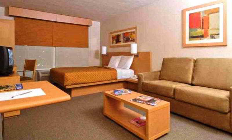 City Express By Marriott Saltillo Norte المظهر الخارجي الصورة